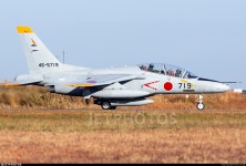 46-5719 | Kawasaki T-4 | Japan - Air Self Defence Force (JASDF) | Thimo van Dijk | JetPhotos