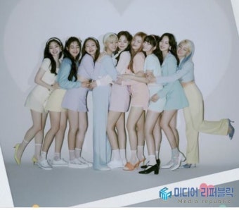 '글로벌 롱런' 트와이스, 美 '빌보드 200'·'아티스트 100' 4주 연속 랭크인[공식] < 연예 < 뉴스 < 기사본문 - KtN (K trendy NEWS) '글로벌...