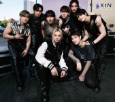 스트레이 키즈, 아메리칸 뮤직 어워드에서 엔싱크 트리뷰트... 스트레이 키즈, 아메리칸 뮤직 어워드에서 엔싱크 트리뷰트 무대로 美... 