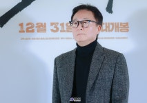 [KtN 포토] 김종수, 밝은 손인사로 건내는 화이팅 < 엔터 < 뉴스... KtN (K trendy NEWS) [KtN 포토] 김종수, 밝은 손인사로 건내는 화이팅