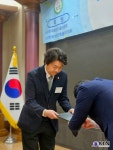 신현철 의원, ‘2024 대한민국 친환경 우수의원 대상’ 수상 < 사회 < 뉴스 < 기사본문 - KtN (K trendy NEWS) 신현철 의원, ‘2024 대한민국... 