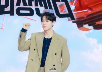 [KtN 포토] 추영우, 대세 배우 수식어 감사할 따름 < 연예/스포츠 < 뉴스 < 기사본문 - KtN (K trendy NEWS) [KtN 포토] 추영우, 대세 배우...