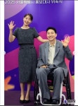 박위, 사고 전 두 발로 선 사진 공개… “지은이와 영국 콘월 밤하늘 걷고파” < 엔터 < News < 기사본문 - KtN (K trendy NEWS) 박위, 사고 전 두... 