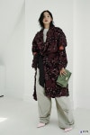 단하테크 | [Balenciaga⑤] 발렌시아가 2027 봄, 테크웨어와 스포츠웨어를... 발렌시아가 2027 봄, 테크웨어와 스포츠웨어를 쿠튀르 옆에 세우다