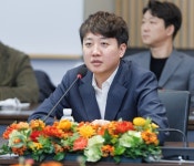 이준석, “이해찬 전 총리 별세 애도…대한민국 정치사에 큰 족적” - 새로운보수당 마이너 갤러리