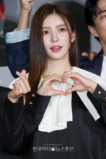 [KM포토] 홍지윤 '미모의 신스틸러' < 포토뉴스 < 방송연예 < MP (Media... 기사본문 - 한국미디어뉴스통신 [KM포토] 홍지윤 '미모의 신스틸러'