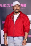 [KM포토] 김민 짙은 눈빛 < 포토뉴스 < 방송연예 < MP (Media Post) < 기사본문 - 한국미디어뉴스통신 [KM포토] 김민 짙은 눈빛