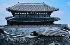 [포토뉴스] ‘산책하면 역사공부 저절로’ 역사의길 조성 < 공원 < 조경·경관 < 기사본문 - Landscape Times [포토뉴스] ‘산책하면 역사공부... 