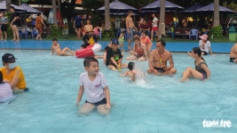 10월20일 아침뉴스: 코로나19 신규감염 1336건, 속짱성 1명 사망. 호치민시 투티엠4교 만들 것