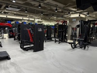 더운데 겹치지 맙시다.