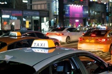 🚗[모빌리티퓨처포럼]🛴 택시 승객 골라 태우기 갑론을박…하이브리드 2025년부터 저공해차 제외