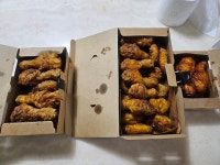 허니콤보 먹을지 교촌콤보 먹을지 고민이네요.. - MANIA