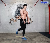 ‘멸치’에서 세계 최고 ‘근육남’ 된 비결 < Healthtory < 기사본문 - 맥스큐 ‘멸치’에서 세계 최고 ‘근육남’ 된 비결