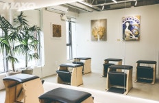 그림도 보고, 운동도 하고! 이색 필라테스 센터 인기 < NEWS&TREND < 기사본문 - 맥스큐 그림도 보고, 운동도 하고! 이색 필라테스 센터 인기