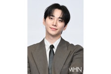 이준호, 경찰서 연행→父 사망...'태풍상사' 첫방부터 터졌다