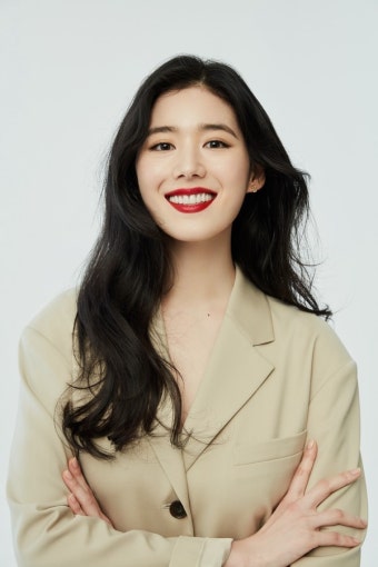 정은채, '청순+매혹' 물오른 미모(화보) < 패션-뷰티뉴스 < 뉴스 < 기사본문 - MHNsports / MHN스포츠 정은채, '청순+매혹' 물오른 미모(화보)