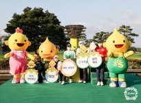 KLPGA 대세다[포토] < 포토뉴스 < 골프 < 스포츠 < 기사본문 - MHN / 엠에이치앤 S-오일 챔피언십 우리가 KLPGA 대세다[포토] - MHN / 엠에이치앤
