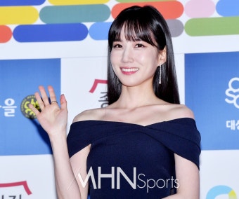 박은빈 '붉은 용포 벗고 시상식 행차'[포토] < 포토뉴스 < 영화뉴스 < 연예뉴스 < 기사본문 - MHNsports / MHN스포츠 박은빈 '붉은 용포 벗고...