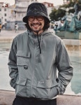 스노우피크 어패럴, 유틸리티 재킷 시리즈와 함께하는 실용적인 봄... 엠에이치앤 스노우피크 어패럴, 유틸리티 재킷 시리즈와 함께하는... 