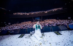 있어 행복 < 뮤직 < 연예 < 기사본문 - MHN / 엠에이치앤 데이식스 원필... 성료 오랜만의 대면 콘서트, 팬들과 만날 수 있어 행복 - MHN / 엠에이치앤