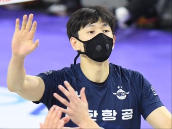 김연경 7억·이소영 6억5천·박정아 5억8천…한선수 첫 10억 돌파 < 배구뉴스 < 스포츠뉴스 < 기사본문 - MHN스포츠 / 엔터테인먼트 뉴스...