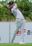 배용준 확신에 찬 티 샷 [포토] < 포토 < 골프 < 스포츠 < 기사본문 - MHN Sports / MHN KPOP NEWS 배용준 확신에 찬 티 샷 [포토]