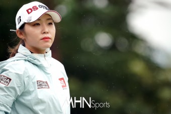 배소현 '오직 우승 생각 뿐'[포토] < 포토 < 골프 < 스포츠 < 기사본문 - MHN스포츠 배소현 '오직 우승 생각 뿐'[포토]