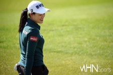 [Ms포토]지한솔 미소가 아름다운 솔짱 < 포토 < 골프 < 스포츠 < 기사본문 - MHN스포츠 [Ms포토]지한솔 미소가 아름다운 솔짱