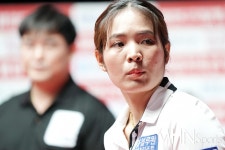 우승 경쟁' < 포토뉴스 < 스포츠종합 < 스포츠 < 기사본문 - MHN / 엠에이치앤 [Ms포토] 스롱 피아비 '피 말리는 우승 경쟁' - MHN / 엠에이치앤