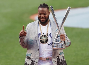 게레로 주니어, MLB 홈런더비 우승...사상 첫 '부자 챔피언' 탄생 < 해외야구 < 야구뉴스 < 스포츠뉴스 < 기사본문 - MHNsports / MHN스포츠...