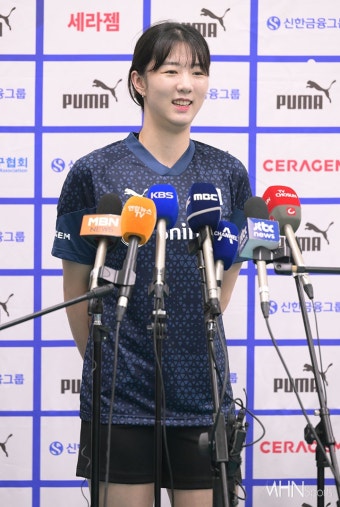 [Ms포토] 강소휘 '대표팀 에이스' < 포토 < 배구 < 스포츠 < 기사본문 - MHN스포츠 [Ms포토] 강소휘 '대표팀 에이스'