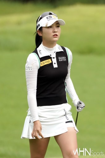 [Ms포토] 이예원 '시즌 3승 메이저 우승 추가 한다' < 포토 < 골프 < 스포츠 < 기사본문 - MHN스포츠 [Ms포토] 이예원 '시즌 3승 메이저 우승 추가...