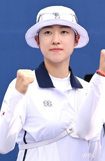 [2022항저우] '명승부' 펼친 양궁 리커브 안산, 인도 선수 제압하고... 펼친 양궁 리커브 안산, 인도 선수 제압하고 8강 진출