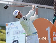 [Ms포토] 티샷하는 이수민 < 포토 < 골프 < 스포츠 < 기사본문 - MHN스포츠 [Ms포토] 티샷하는 이수민