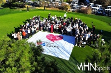 외침 < 포토뉴스 < 골프 < 스포츠 < 기사본문 - MHN / 엠에이치앤 [Ms포토] 사랑 나눔 골프대회 16회 기부 천사들의 외침 - MHN / 엠에이치앤