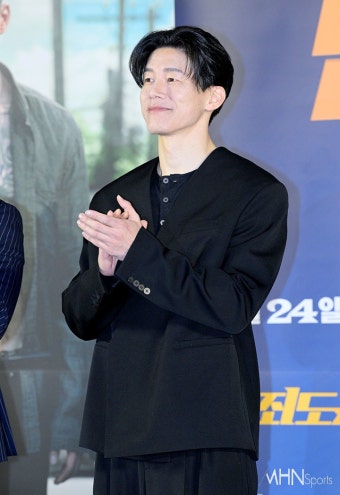 [mhn포토] 김무열 '범죄도시 시리즈 새로운 빌런' < 포토뉴스 < 연예뉴스 < 기사본문 - MHN스포츠 / 엔터테인먼트 뉴스 [mhn포토] 김무열...