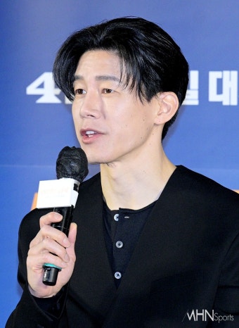 [mhn포토] 김무열 '범죄도시 시리즈 팬에서 빌런으로' < 포토뉴스 < 연예뉴스 < 기사본문 - MHN스포츠 / 엔터테인먼트 뉴스 [mhn포토] 김무열...