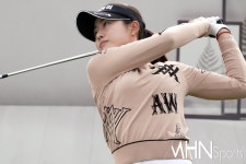 [mhn포토] 아마추어 서교림 '홀인원 노린다' < 포토뉴스 < 골프 < 스포츠 < 기사본문 - MHN / 엠에이치앤 [mhn포토] 아마추어 서교림 '홀인원... 
