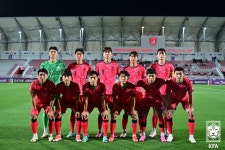 [U23 아시안컵] '이영준 헤더 극장골' 황선홍호, 올림픽 향한 첫 경기서 UAE에 1-0 신승 < 국내축구 < 축구뉴스 < 스포츠뉴스 < 기사본문... 