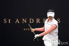 [mhn포토] 유현조 스트레칭 열심 열심 < 포토뉴스 < 골프뉴스 < 스포츠뉴스 < 기사본문 - MHN스포츠 / 엔터테인먼트 뉴스 [mhn포토] 유현조... 