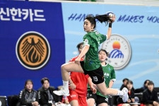 당당한 핸드볼 국가대표 김다영 우리 장점 살려 8강 목표 이루겠다... 국가대표 김다영 우리 장점 살려 8강 목표 이루겠다 - MHN / 엠에이치앤