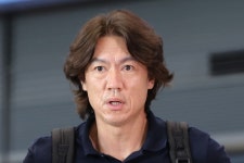 '외국인 코치 면접-유럽파 면담' 홍명보 감독 