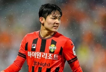 [오피셜] '토트넘 신입' 강원 양민혁, 네 달 연속 K리그 영플레이어 상 수상 < K리그 < 국내축구 < 스포츠 < 기사본문 - MHNsports / MHN스포츠...