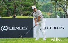 [mhn포토] 고인성 미친 바람 때문에~ < 포토 < 스포츠 < 기사본문 - MHN / 엠에이치앤 [mhn포토] 고인성 미친 바람 때문에~ - MHN / 엠에이치앤