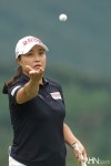 [mhn포토] 서연정, 캐치볼이 자연스러워 < 포토 < 스포츠 < 기사본문 - MHNsports / MHN스포츠 [mhn포토] 서연정, 캐치볼이 자연스러워