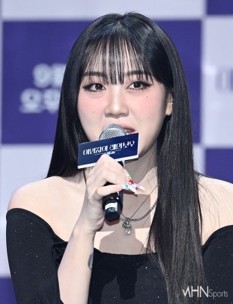 [포토] 이영지 '더 시즌즈 새로운 MC' < TV제작발표회 < 포토 < 연예 < 기사본문 - MHN스포츠 / MHN Sports [포토] 이영지 '더 시즌즈 새로운 MC'