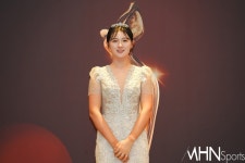 엠씨에이치인터내셔널 | [mhn포토] 박현경, 천사 엠씨 < 포토뉴스 < 골프 < 스포츠 < 기사본문 - MHN / 엠에이치앤 [mhn포토] 박현경, 천사 엠씨 - MHN / 엠에이치앤