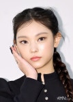 뉴진스 해린 인간 고양이 < 연예현장 < 포토 < 연예 < 기사본문 - MHN / 엠에이치앤 뉴진스 해린 인간 고양이 - MHN / 엠에이치앤