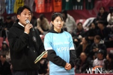 [mhn포토] 강가애, 오늘 은퇴합니다 < 포토뉴스 < 국내축구 < 스포츠... MHN / 엠에이치앤 [mhn포토] 강가애, 오늘 은퇴합니다 - MHN / 엠에이치앤
