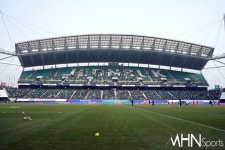 [mhn포토] 전북 현대 김천 상무 개막전 경기가 열릴 월드컵경기장 < 포토뉴스 < 국내축구 < 스포츠 < 기사본문 - MHN / 엠에이치앤 [mhn포토] 전북... 